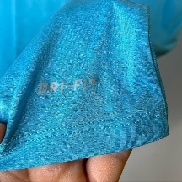 NIKE Cool Breeze Dri Fit Sheer Running Short Sleeve Shirt - Picture 6 of 10